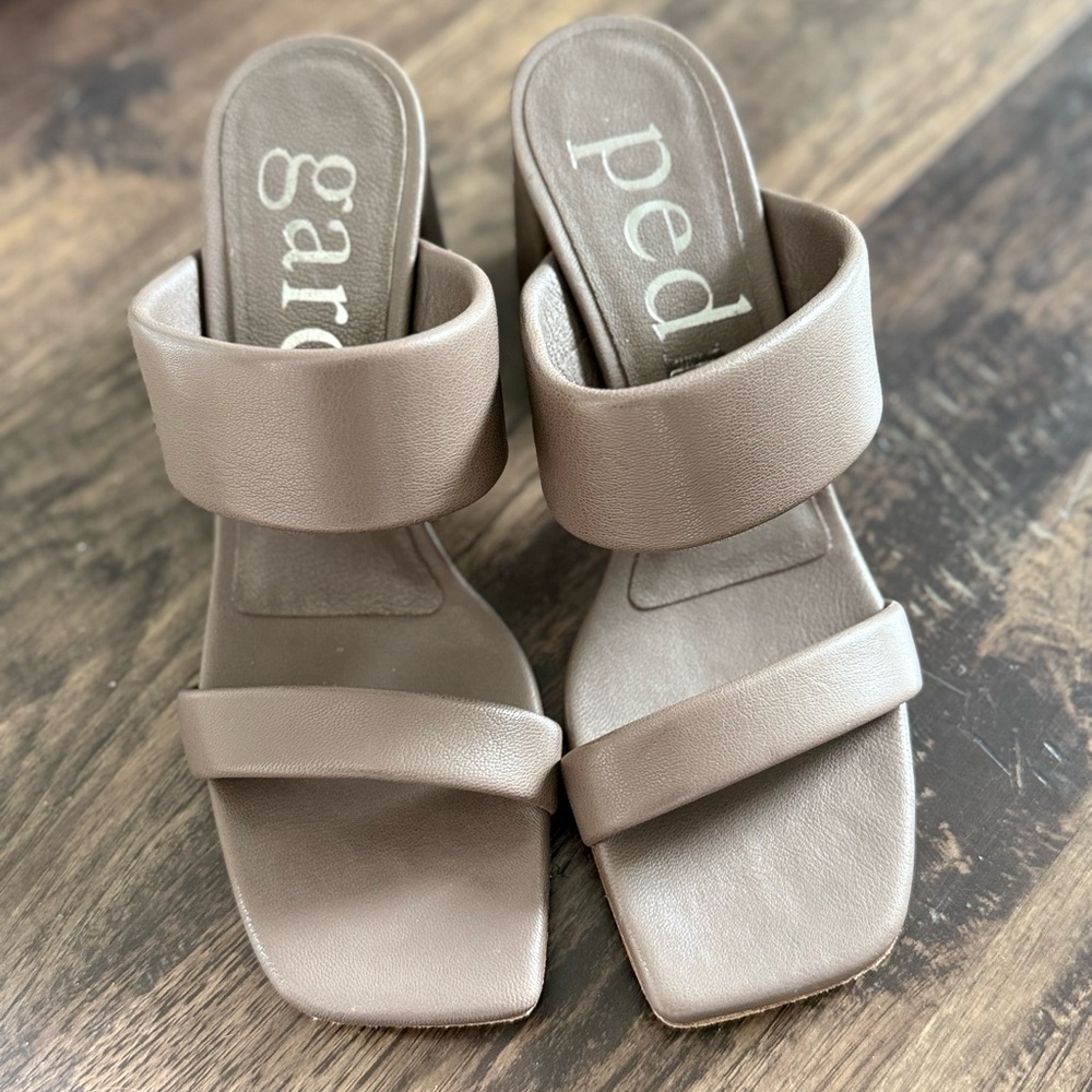 Pedro Garcia Tan Strap mule
